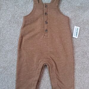 Old Navy Button-Front Overalls NWT 6-12 M